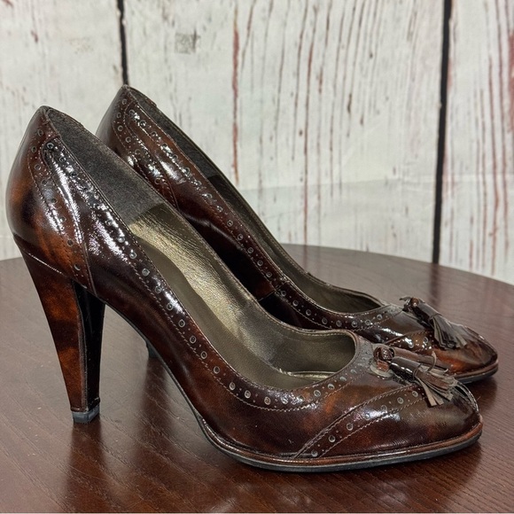 Stuart Weitzman Shoes - STUART WEITZMAN Elegant Brown Patent Leather Women's peep toe 4” Heels 8M GUC